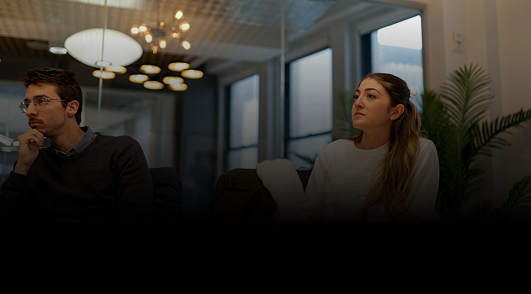 After a Genoa session on finding a niche, Giulia pivoted and closed her first customer.